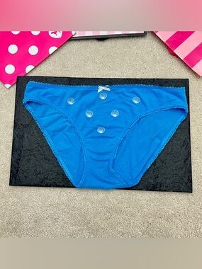 Victoria’s Secret Blue Seashell lace trim Modal Cotton Bikini Panties Medium m